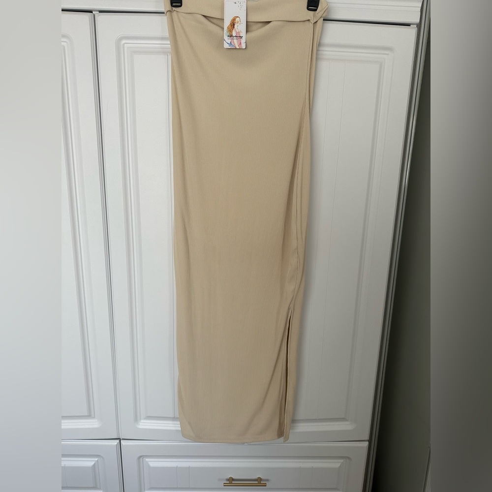 Elegant Cream Maxi Dress